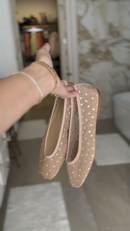 ADD TO CART! The cutest mesh sparkly nude ballerina flats you didn’t know you needed in your closet — under $80! Perfect for spring! 

#LTKshoecrush #LTKfindsunder100 #LTKstyletip