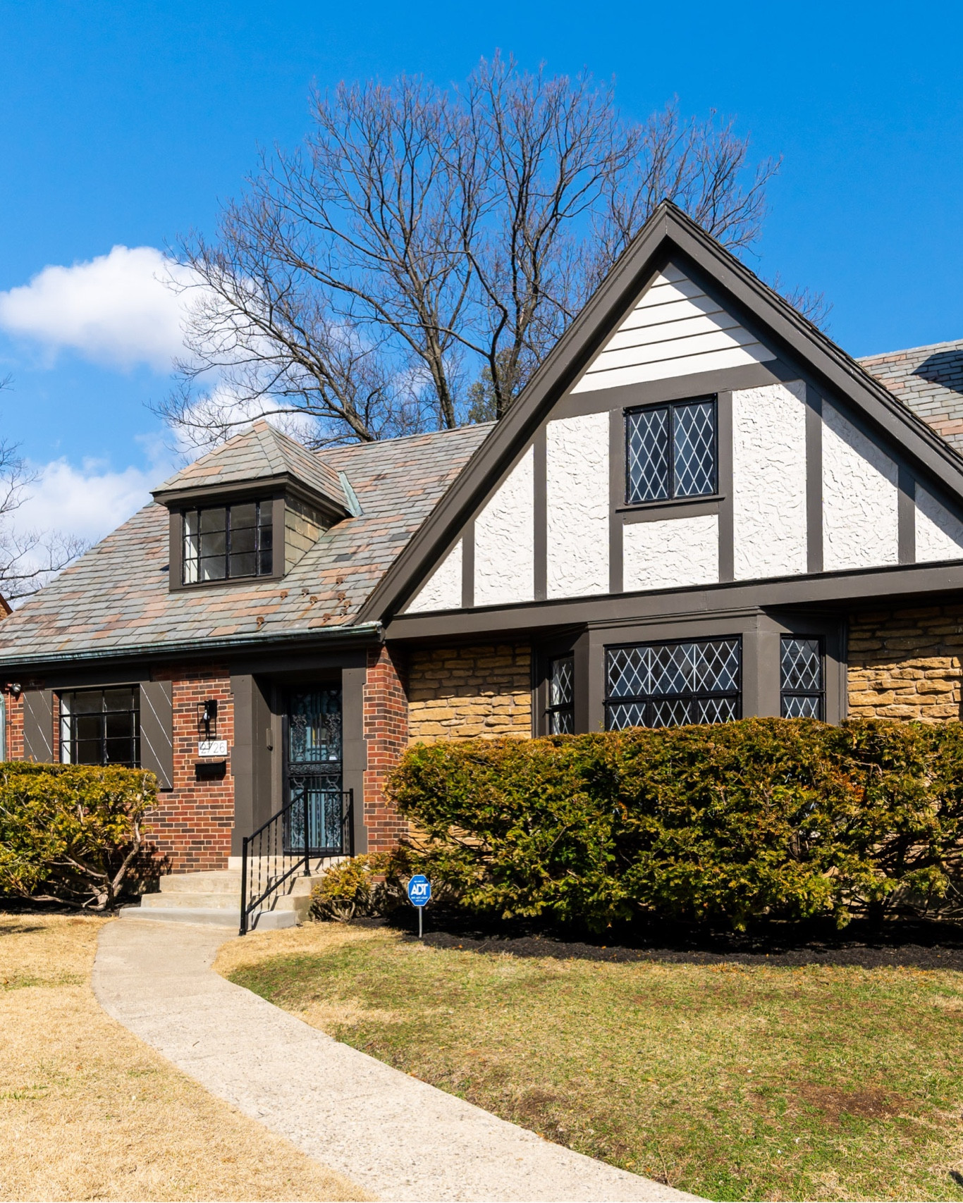 Werkastle Flip - Exterior