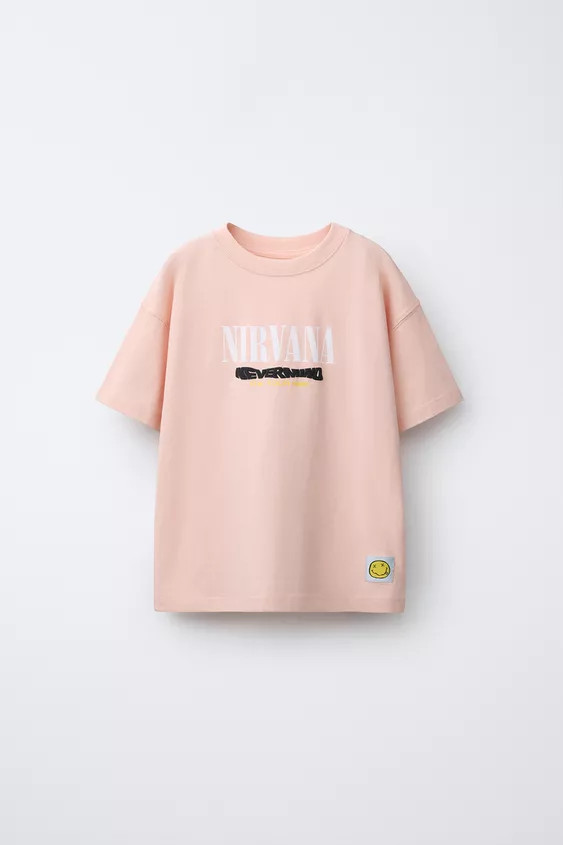 Round neck T-shirt with short sleeves. NIRVANA ® print on front and back. | Zara US