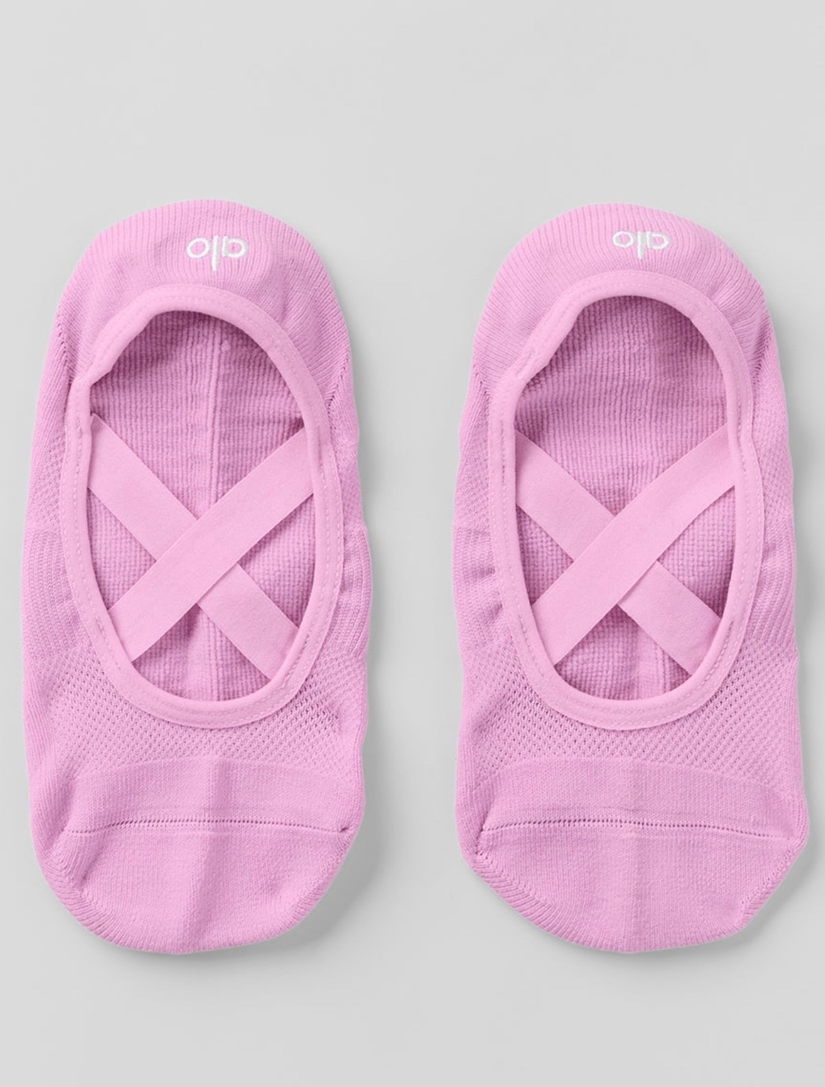 The cutest grip socks 💕
Perfect for Pilates & barre.

#LTKootd #LTKselfcare