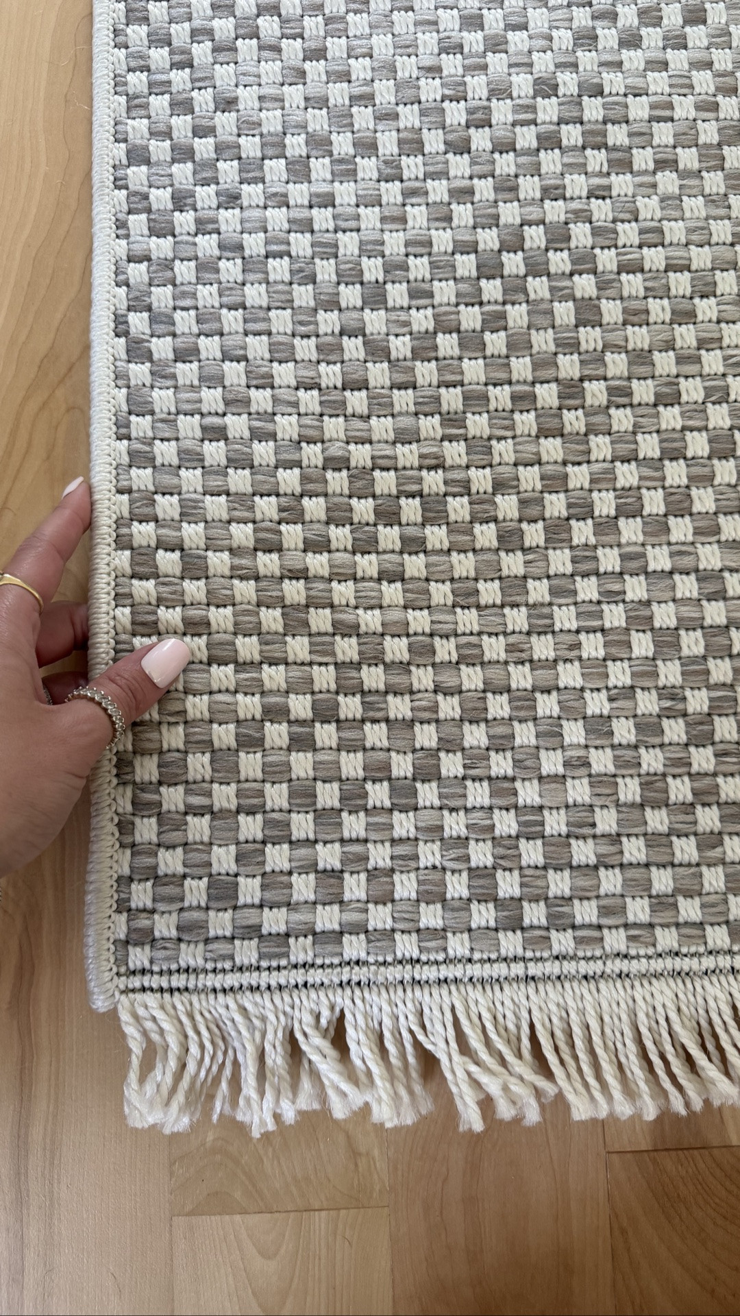 The perfect neutral indoor rug that’s low maintenance because it’s technically an indoor/outdoor rug 🤭✨

Area rug, living room rug, outdoor rug, Amazon home

#LTKSaleAlert #LTKHome #LTKSeasonal