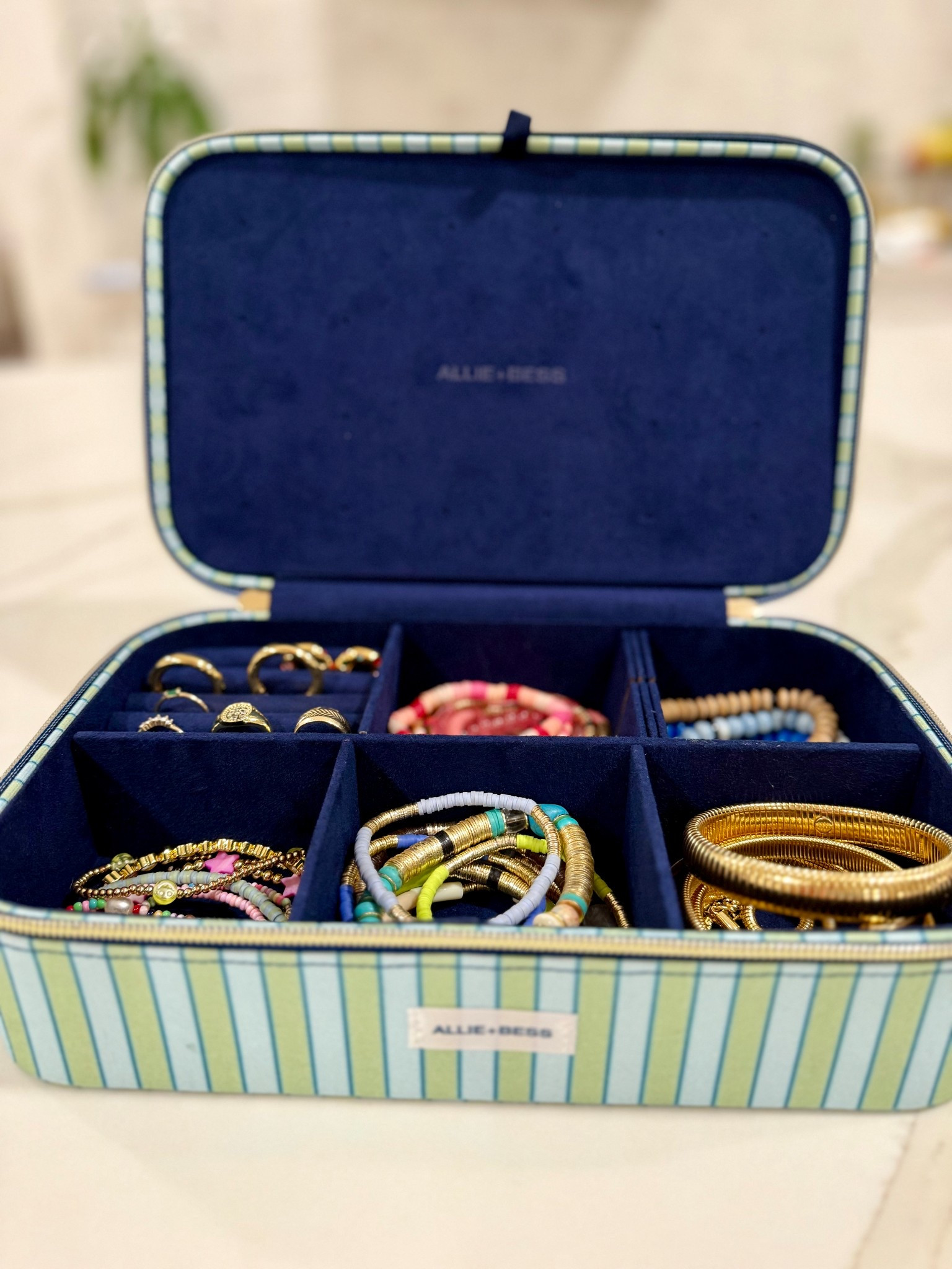 The absolute cutest jewelry box from Allie + Bess!! 
Organizing my jewelry in this was a dream and it will make traveling with all of my jewelry so easy!! 🙌🏼

Jewelry box, Allie + Bess, Travel Must-Have

#LTKHoliday #LTKGiftGuide #LTKTravel