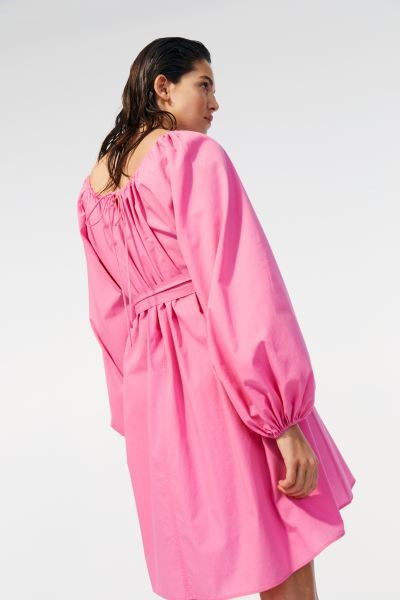Tie-belt dress | H&M (UK, MY, IN, SG, PH, TW, HK)