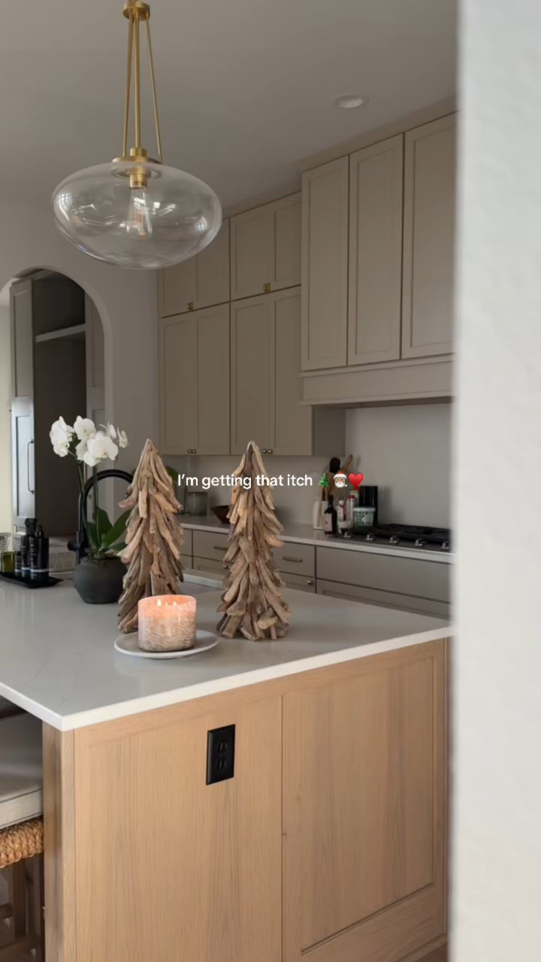 The most wonderful time of the year is now loading 🤭 can’t wait to start decorating for the holidays!

#LTKSeasonal #LTKHome