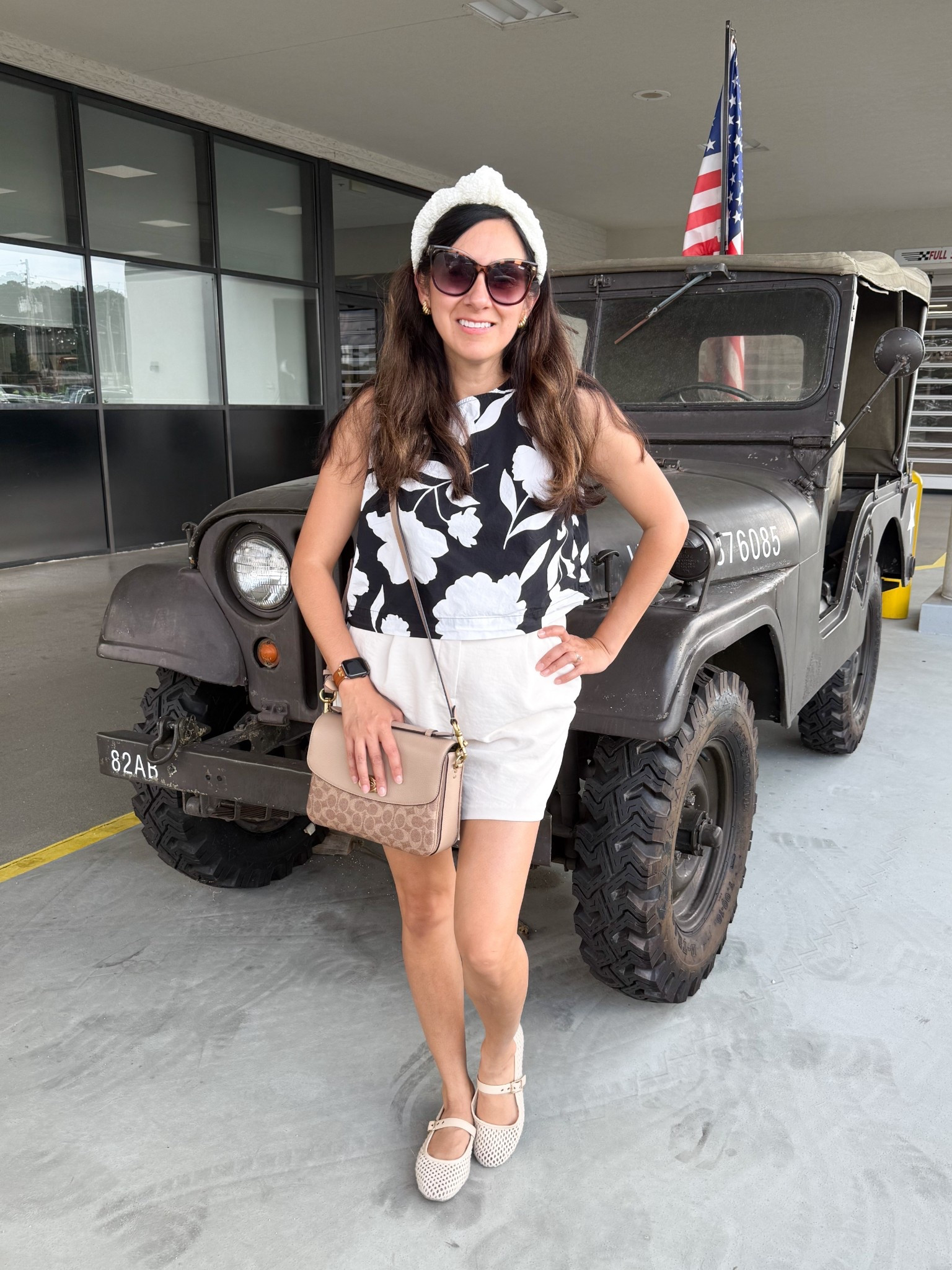 Went Jeep shopping this weekend and of course I came home with one!
I am officially part of the Jeep community and it’s so exciting 
🩵🇺🇸🩵

Wearing something light and casual for summer. I adore this kate spade top! I linked similar items.

#LTKSummerEdit #LTKStyleTip #LTKSeasonal