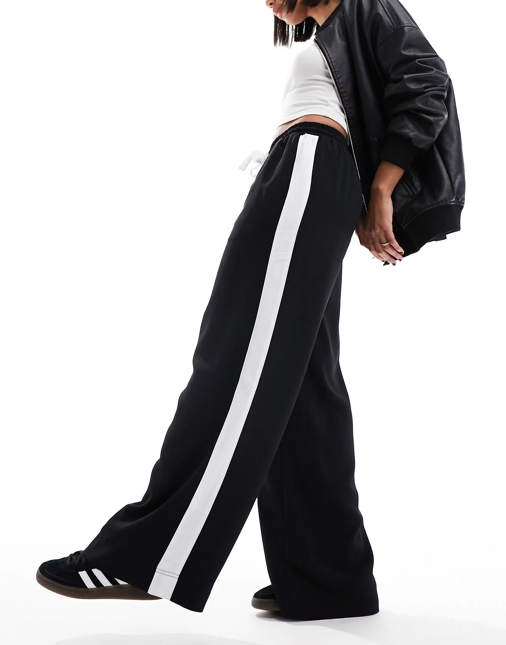 ASOS DESIGN pull on trouser with contrast panel in black | ASOS (Global)