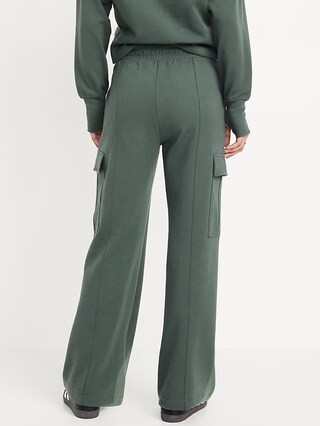 High-Waisted Dynamic Fleece Cargo Pants | Old Navy (US)
