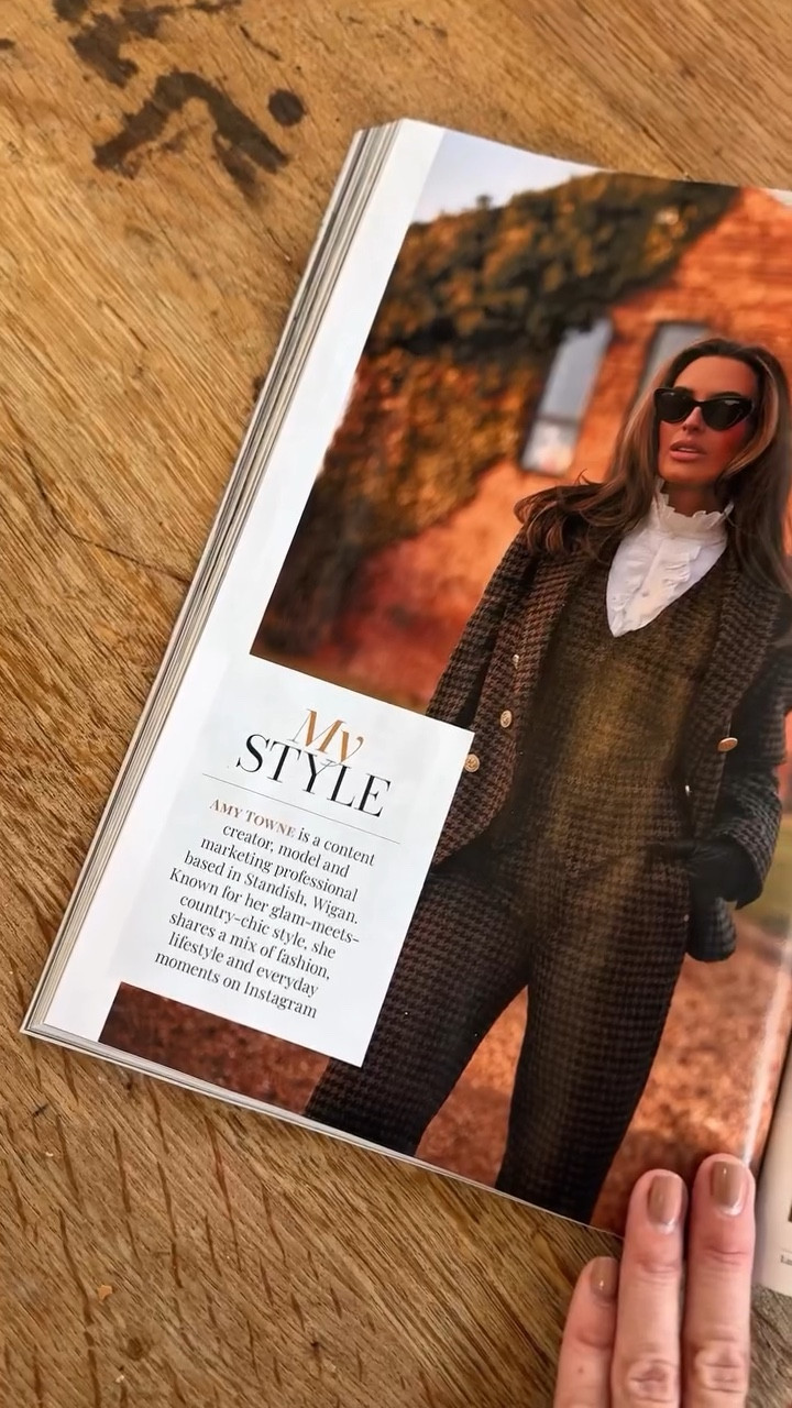 A little pinch me moment 🫶🏻 my interview article on all things fashion in Septembers issue of @lancashirelifemag 

Little Amy would be so proud right now ☺️ funnily enough I create a fashion magazine for my final dissertation at University… it’s funny how things come around 🫶🏻
