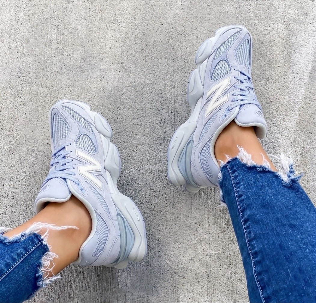 New balance 9060 sneakers went down a half size 