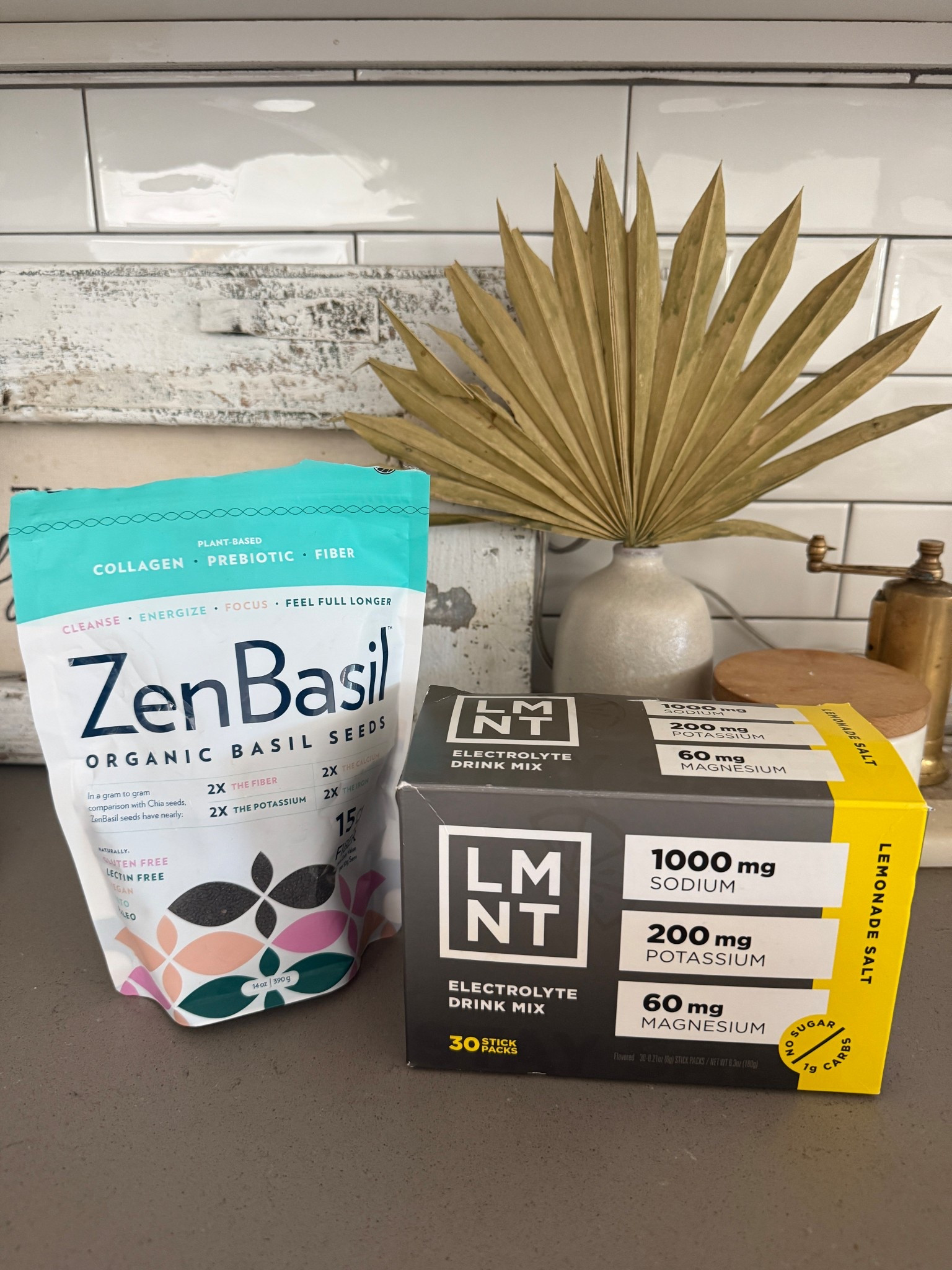 get *almost* all of your fiber in one daily drink ✨ my summer OBSESSION 🍋