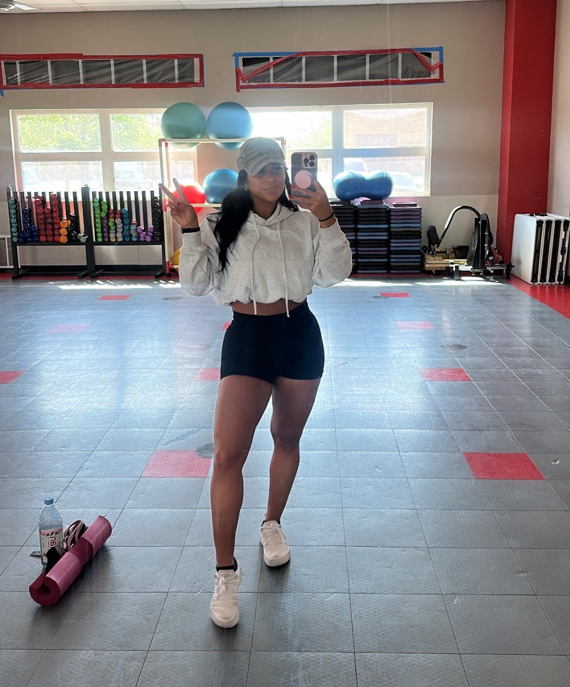 Gym fit 

#LTKPetite #LTKfitnessgoals #LTKdayinmylife