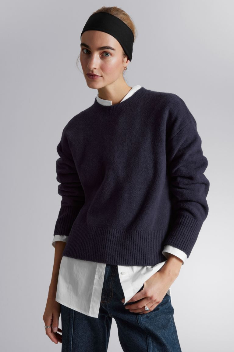 Relaxed Knit Jumper - Navy - Ladies | H&M GB | H&M (UK, MY, IN, SG, PH, TW, HK)