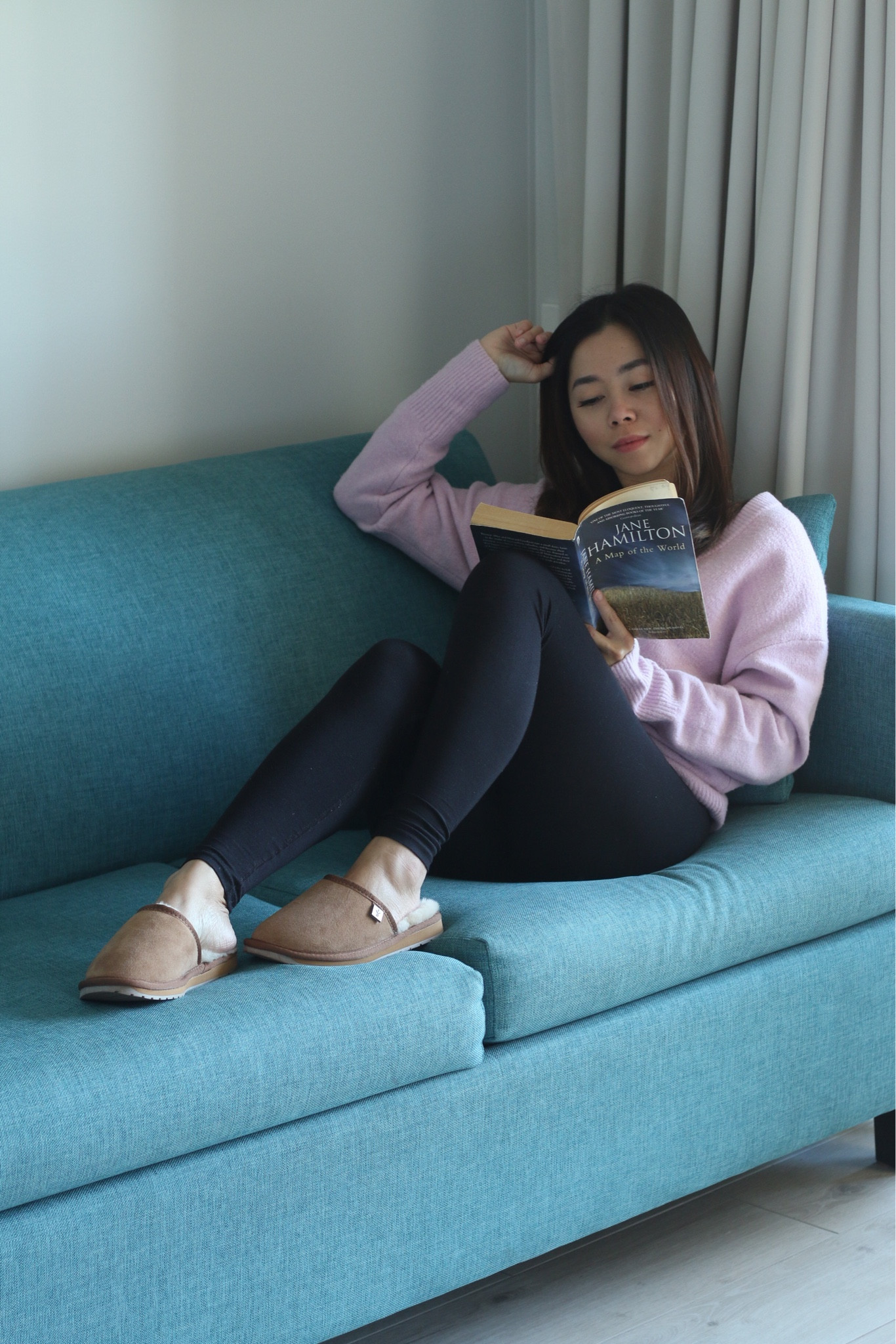 We all need a cozy, durable and beautiful slippers that last for years!! This is it❤️ I finally found the one 🙌🏻 best slippers ever!

#Ltkaustralia #Ltkseasonal #Ltkgiftguide

#LTKfindsunder100 #LTKHolidaySale #LTKHoliday