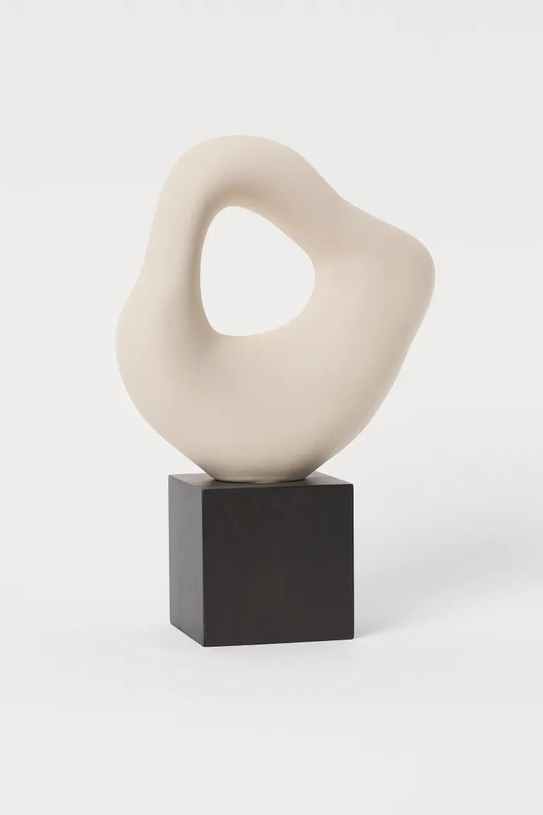Large Stoneware sculpture | H&M (US + CA)