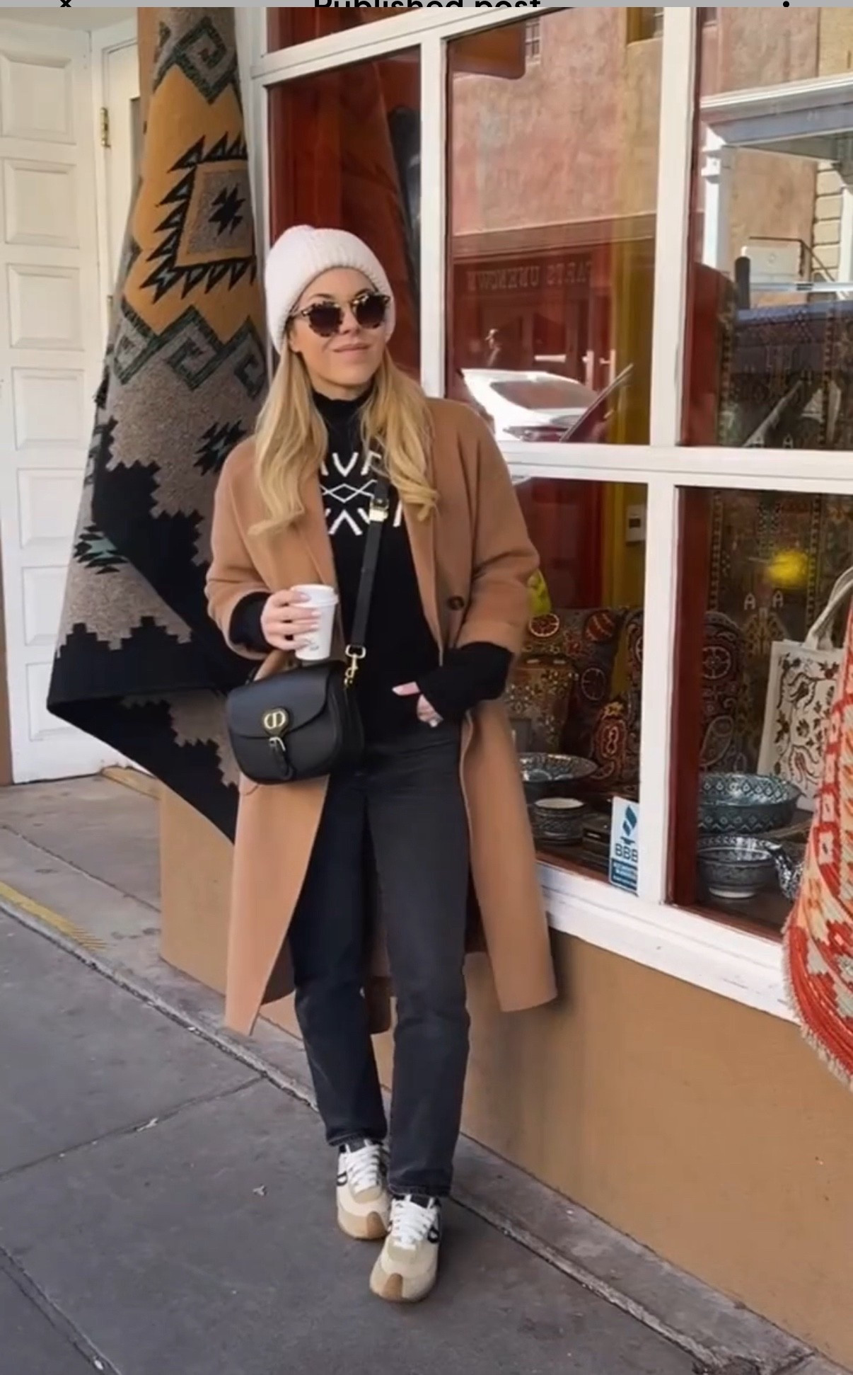 Sweater
Winter Outfit 
Coat 


#LTKFindsUnder100 

#LTKSeasonal