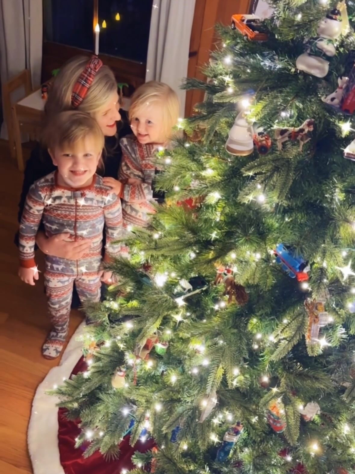 Just so thankful for this sweet season of life and to welcome in the most wonderful time of year full of so much joy and gratitude!! 🎄🦃✨ So grateful for these precious days full of trimming 🎅🏻 the dining room tree 🌲, seeing my babies 👶🏼 play their little hearts ❤️ out with our nativity set ✝️ underneath the candle 🕯️ in the window 🪟, enjoying 🚲 the autumn 🍂 leaves 🍁 and gorgeous November weather 🌾 all around 🍃, watching Judson and Sweet Baby Levi Rhett’s adorable brother bond grow 🛻, slow cozy ☕️ mornings with my little Santa 🎅🏻 babies 👶🏼🩵👶🏼 playing “Christmas 🎄 on the farm”  🚜🐴🐓 (which is very fitting 🥰🤭✨), learn all about transportation 🚙 this week with our sweet homeschool preschool unit 🍎✏️, and just soaking up these precious days with my babies!! 🤱🏡👶🏼🫶🏽#wednesdaycameraroll #wednesdayphotodump #cameraroll #lifelately #stayathomemama #midweekphotodump #sahm #homeschoolpreschool #dayswithmylittles #thesearethedays #novemberdays

| Motherhood | Country Living | Homemaker | Chickens | Gardening | Stay at Home Mom | Chasing Dreams | Land and Babies | Raising Country Boys | Farm Sweet Farm | Joyful Motherhood | Faith | Baby and Toddler Days | Boy Mama x 2 | SAHM | These are the Days | Full Hands Fuller Hearts | Homeschool Mama | Homeschool Preschool | Homeschool with Littles | The Good Ol’ Days | Transportation Homeschool Preschool Unit | November Memories | Holiday Season with Littles | Christmas Decor | Christmas with Littles

…

#emilysayswes #judsoncarpentermabry #levirhettmabry #familyoffour #mommyblogger #stayathomemommy #boymamax2 #mommyblogger #sahm #novembermemories #LTKHoliday #LTKfamily #LTKToddler @shop.ltk 

#LTKSeasonal #LTKHoliday