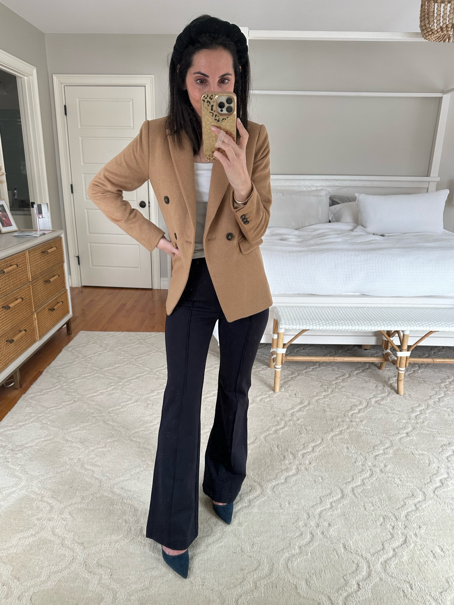 Spanx code:
Cocoxspanx
Pants- xs reg
Blacker - xxs petite 


#LTKsalealert #LTKstyletip #LTKworkwear