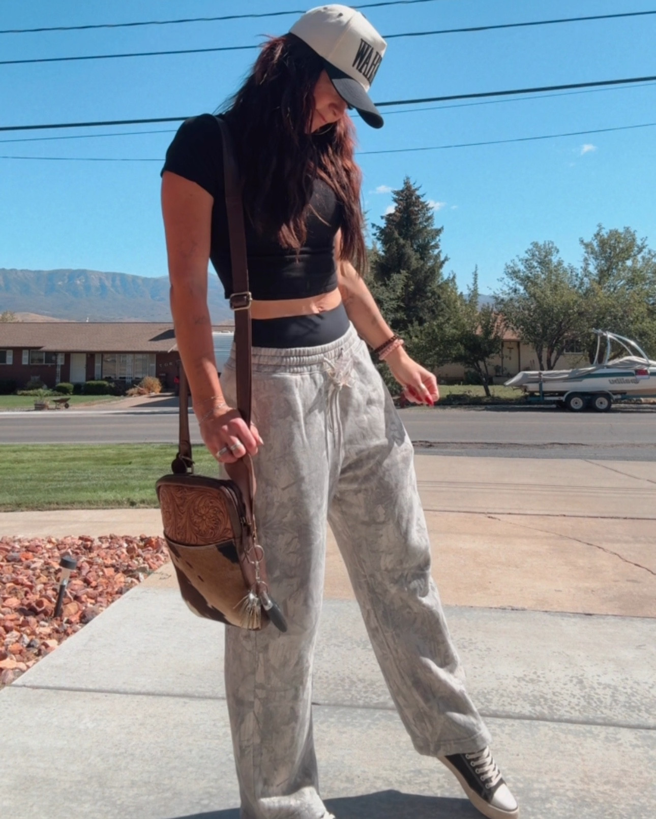 Casual lazy fall day outfit! 



#LTKFindsUnder50 #LTKFindsUnder100 #LTKStyleTip