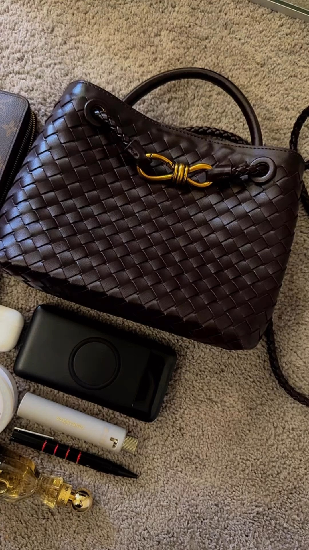 What’s in my everyday purse
Fall edition


#LTKFindsUnder100 #LTKSeasonal #LTKItBag