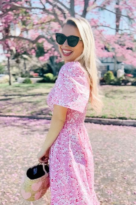 Love is in bloom and spring has sprung! Shop this heart tote and springy pink dress and add some fun to your closet! #valentinesdress #valentinesoutfit

#LTKSeasonal #LTKstyletip #LTKGiftGuide