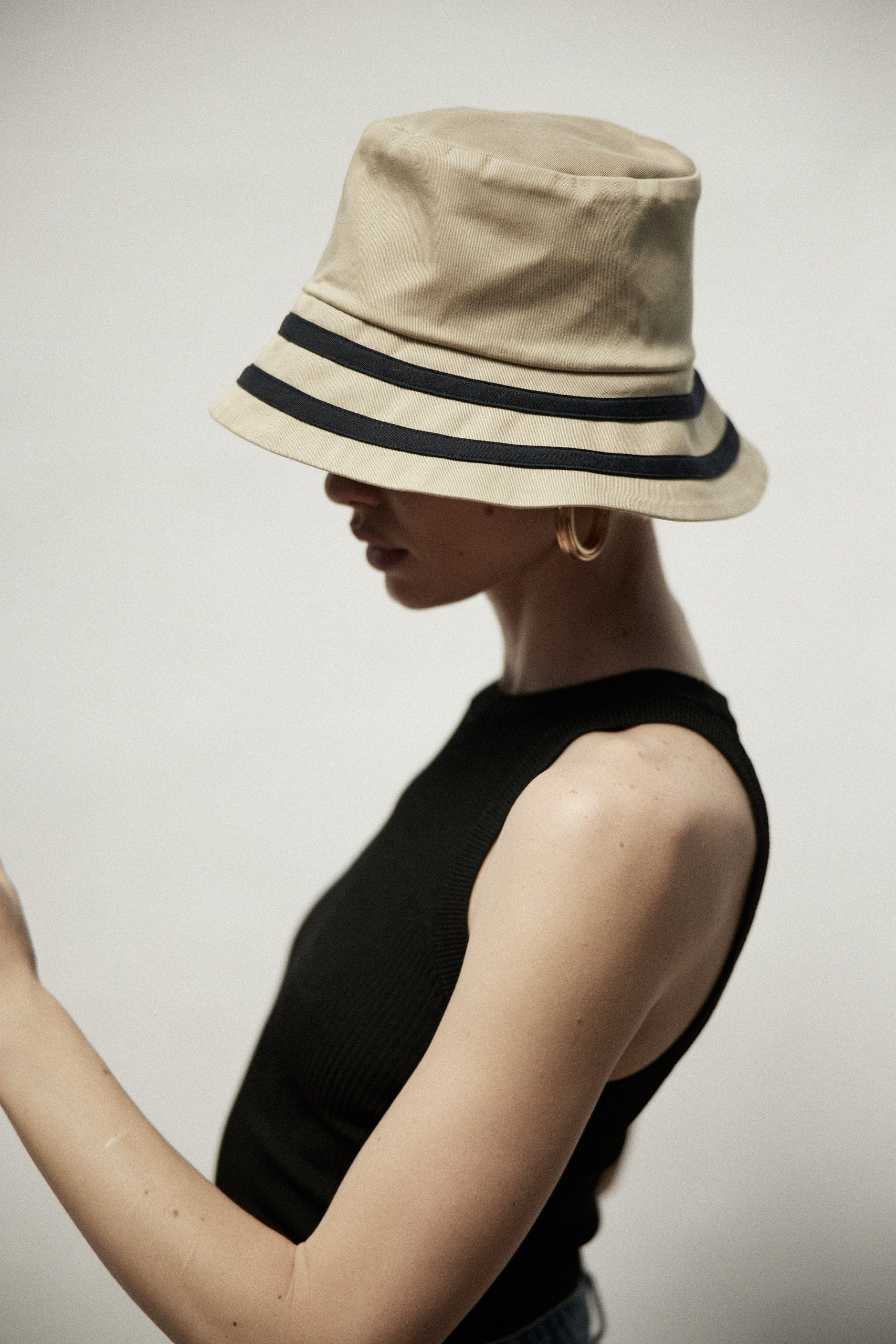 Colton | Janessa Leone