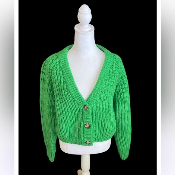 Women’s H&M Cardigan Sweater, Sz M, Kelly Green, Fuzzy, Chunky Knit, Spring | Poshmark