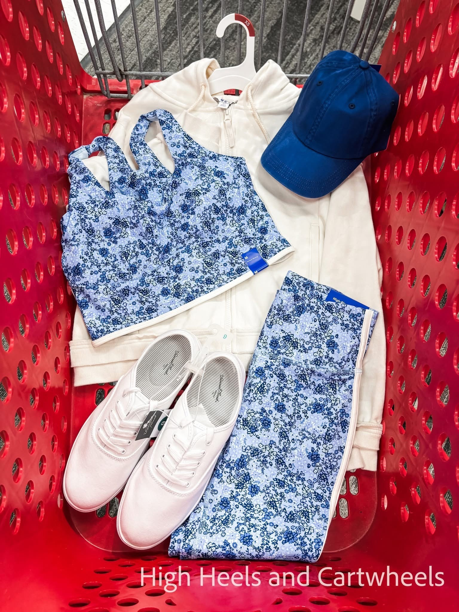 Super cute matching activewear set 

#LTKActive #LTKFindsUnder50