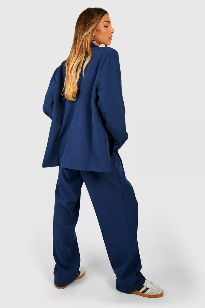 Pleat Front Straight Leg Tailored Trousers | Boohoo.com (UK & IE)