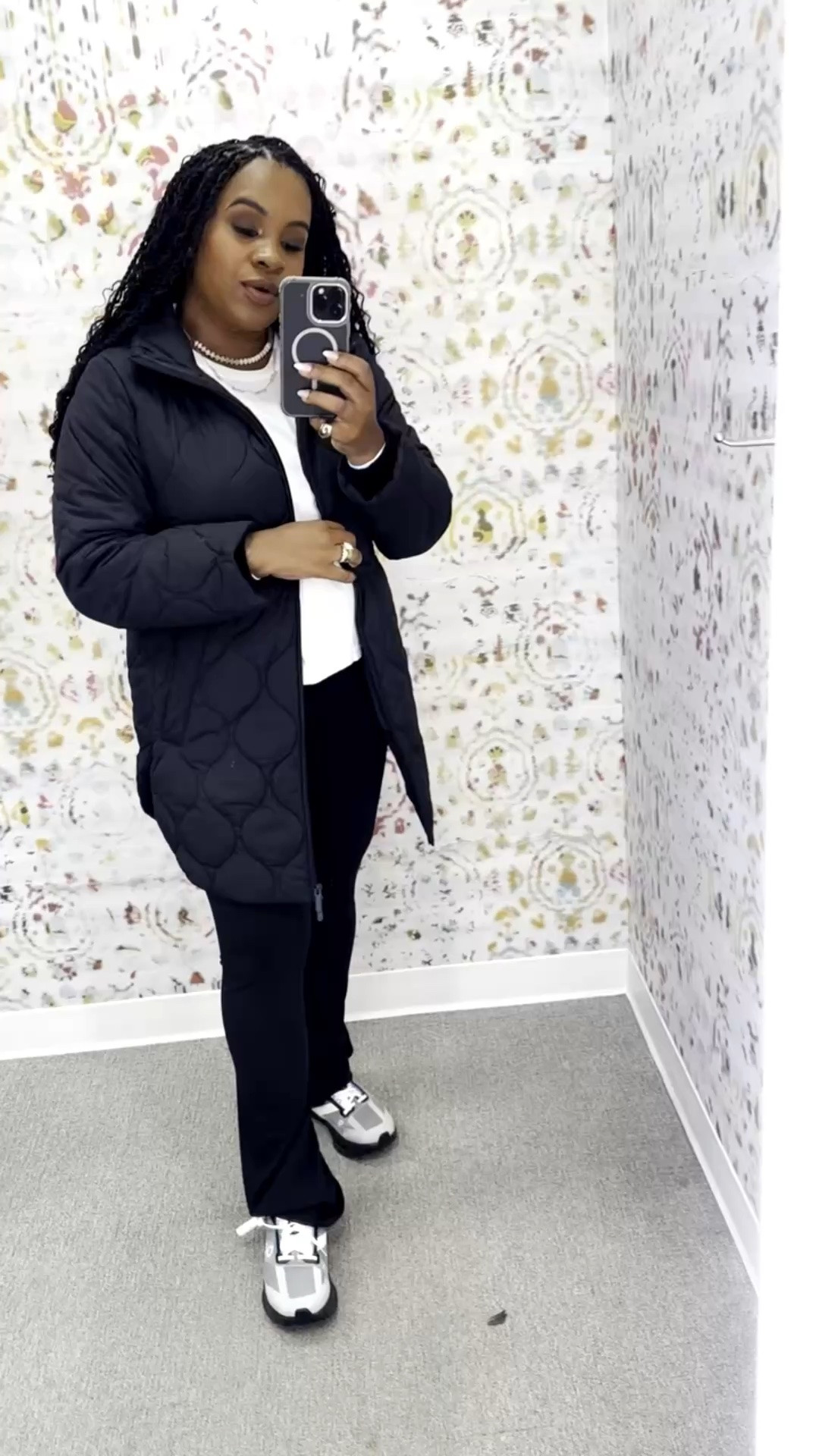 This puffer coat is perfect for game days! On sale now! 🤩

#LTKSaleAlert #LTKSeasonal #LTKMidsize
