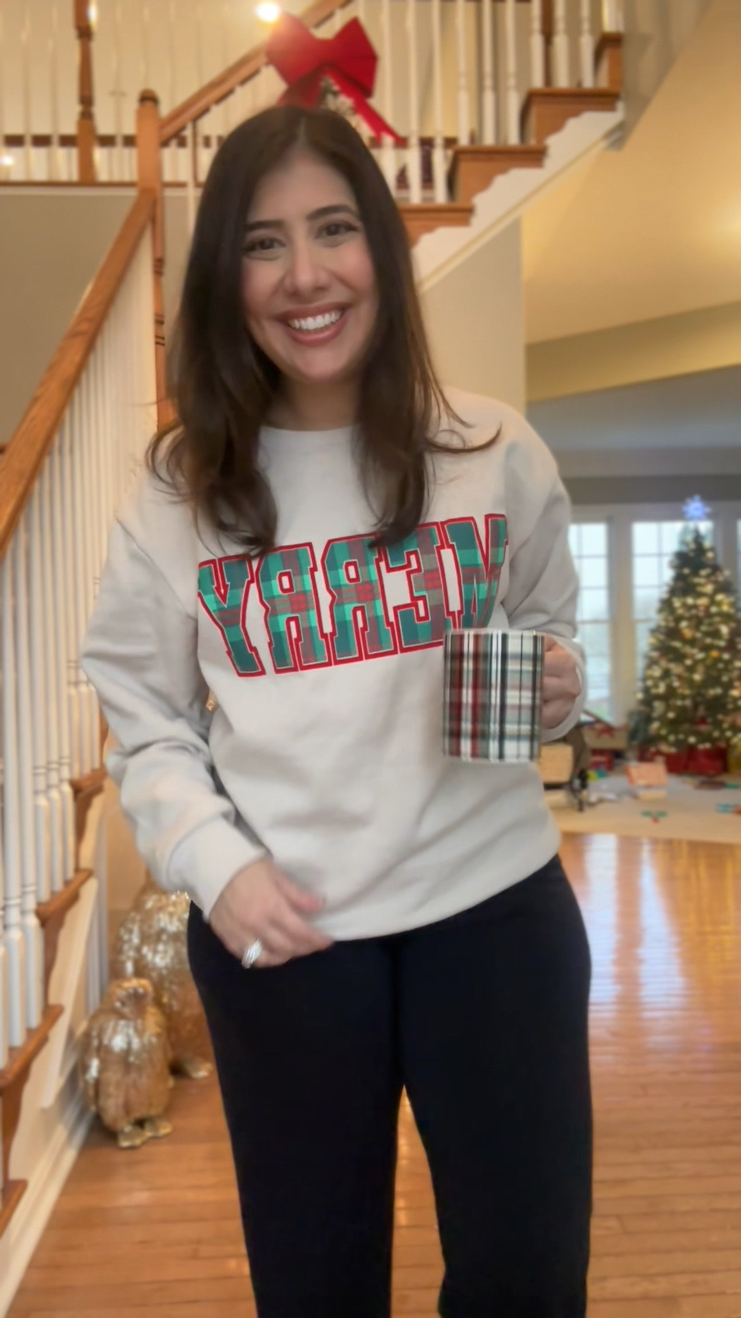 Can’t get enough of this $15 sweatshirt! Order now for Christmas 🎄🎅🏼

#LTKHoliday #LTKActive #LTKSeasonal