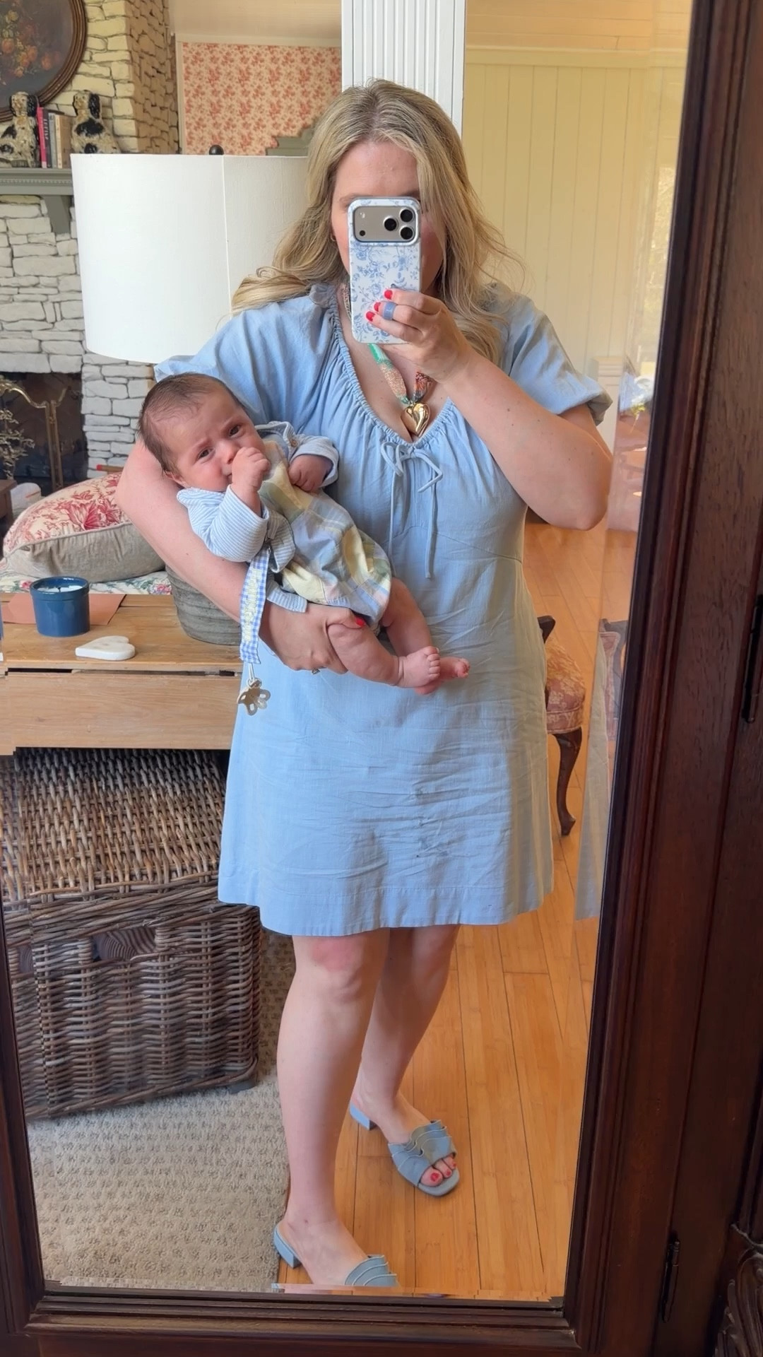 Mommy OOTD 

#LTKootd #LTKmomlife #LTKSaleAlert