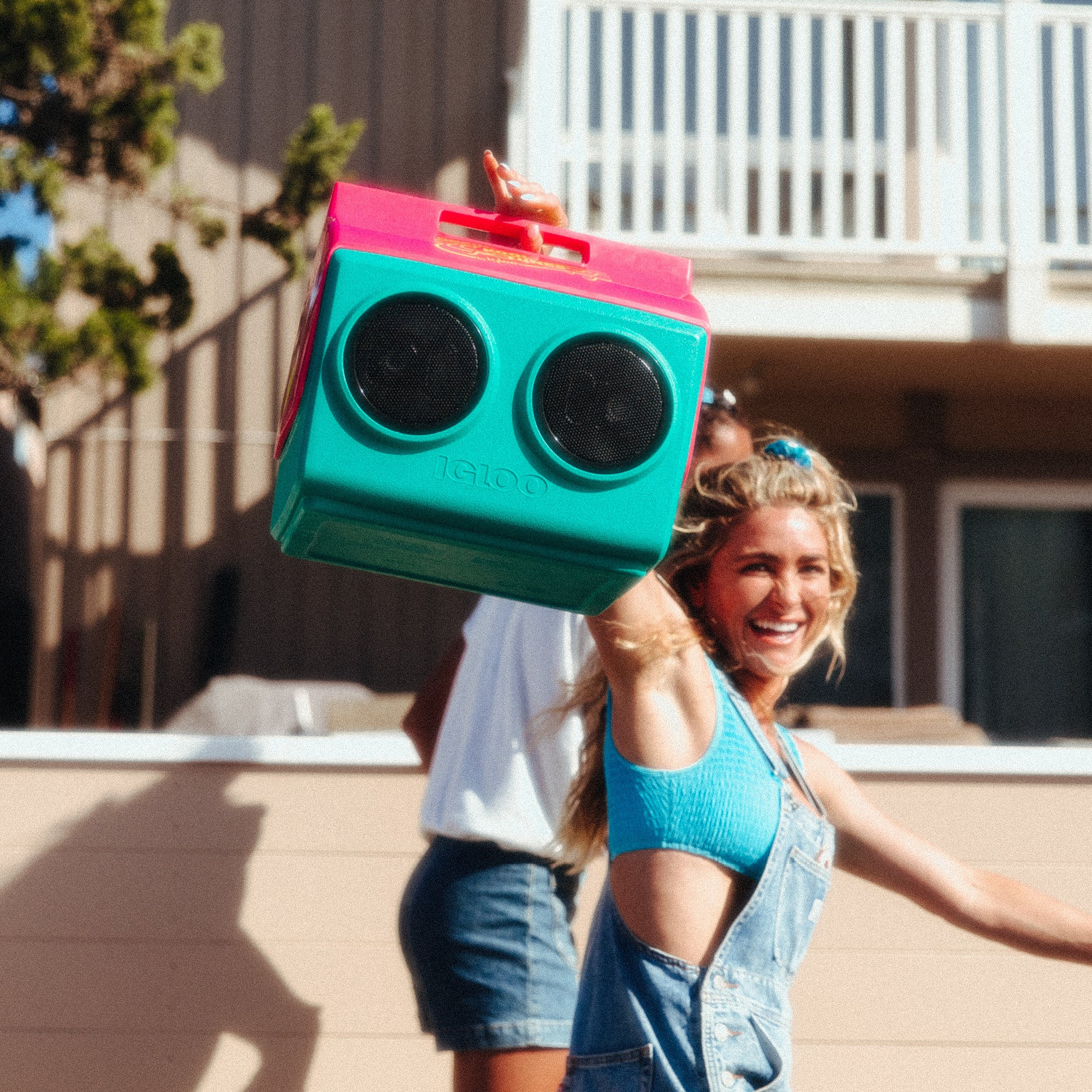 KoolTunes™ Playmate 14 Qt Cooler | Igloo Coolers