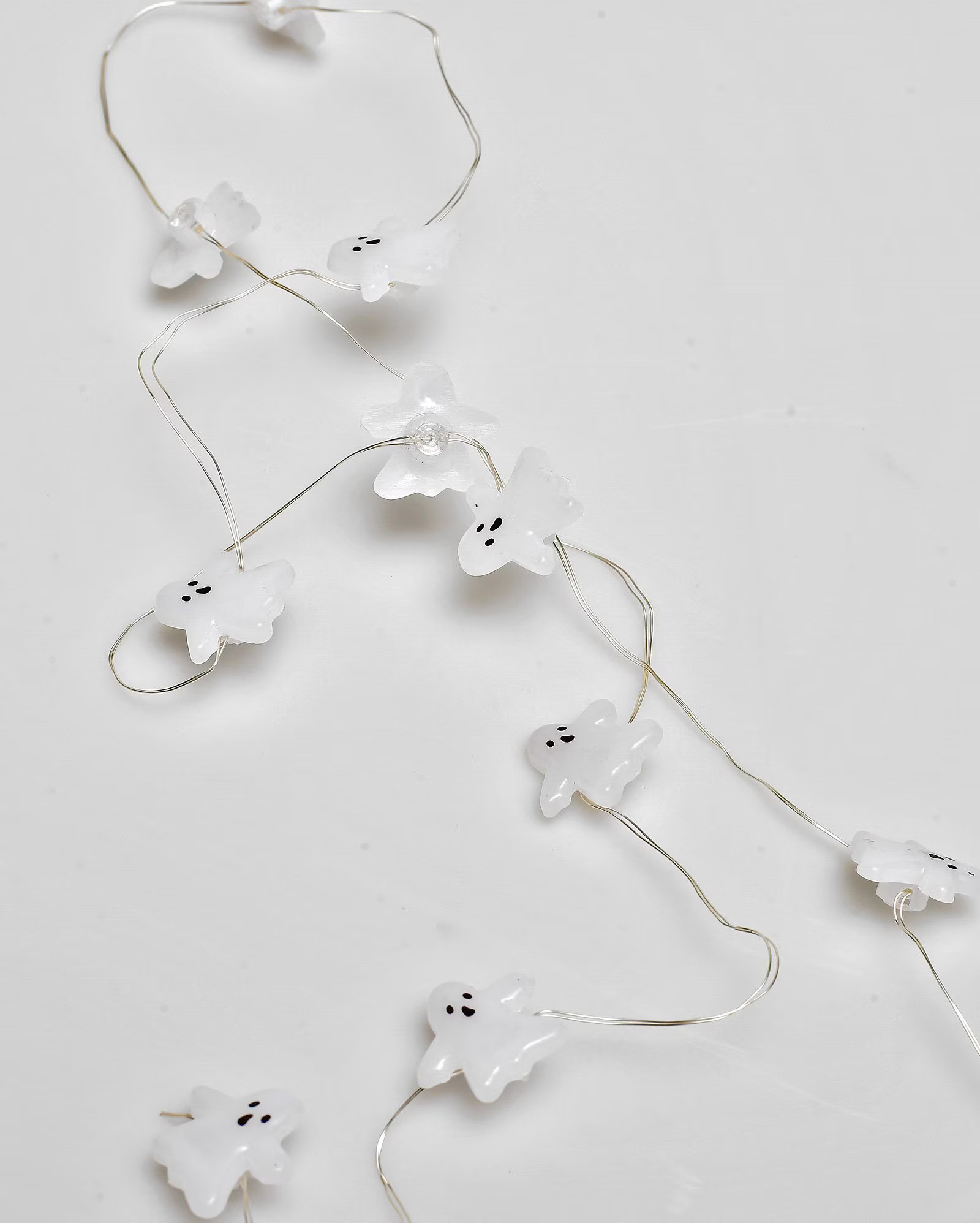 Cordão luminoso ghost 1,20m branco | Casa Riachuelo | Riachuelo (BR)