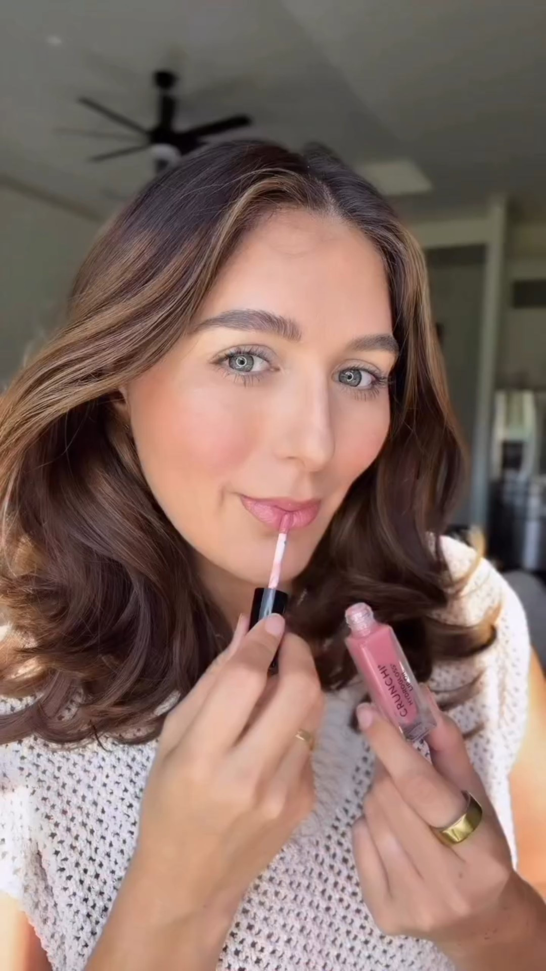 First time trying @crunchicollection … and I get the hype. 💫
Clean ingredients that actually perform and this Swipe & Glow Trio gives the softest, dewy finish.
A few dabs of blush, a swipe of highlighter, and a gloss that feels like skincare. My kind of clean beauty. ✨
Comment CLEAN for a link my new obsession 💄 
#Crunchi #UncompromisedCleanBeauty #CleanGlow #CleanMakeup #cleanbeauty #makeupjunkie #cleanmakeup #momlife