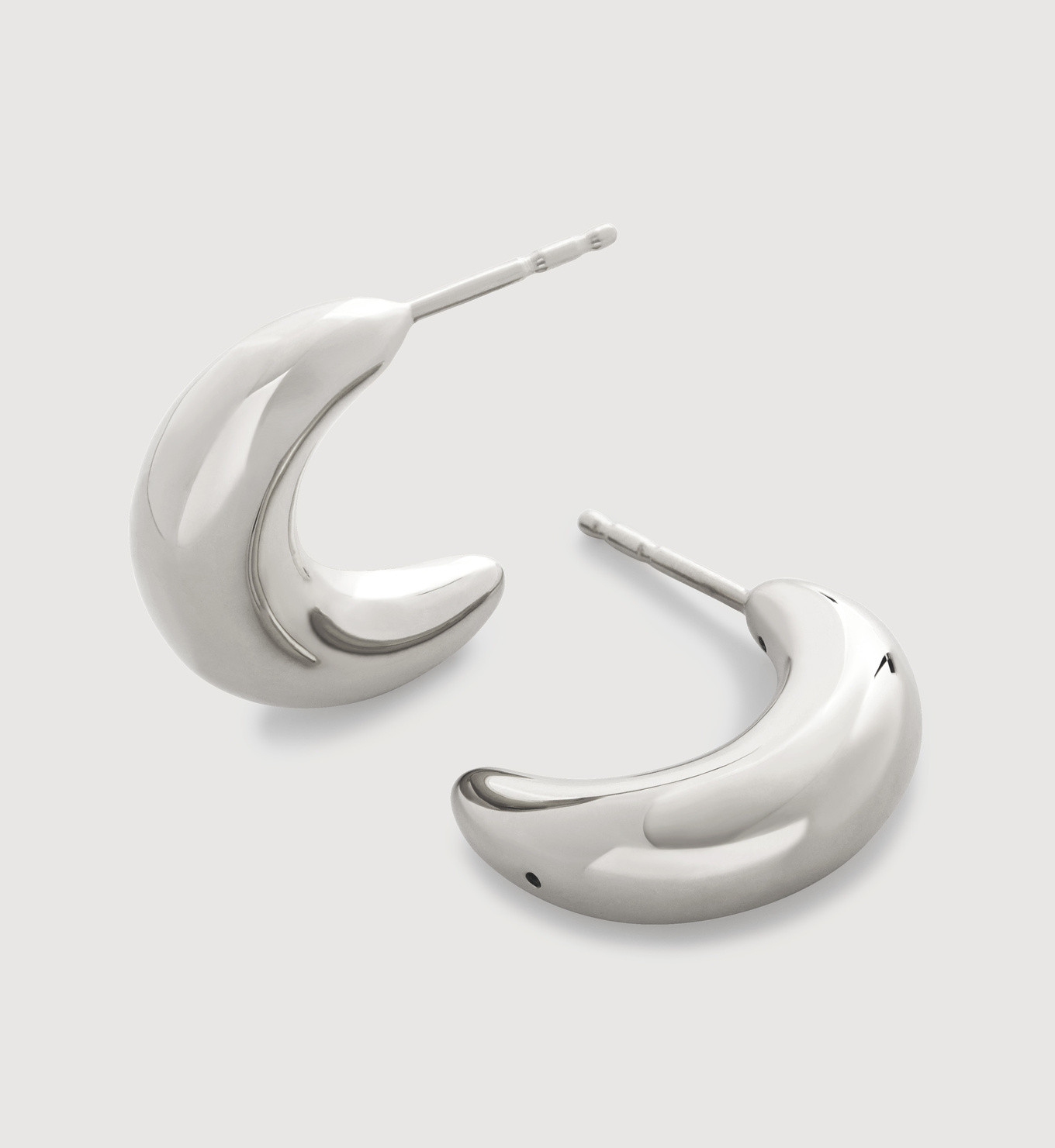 Crescent Moon Medium Hoop Earrings | Monica Vinader (Global)