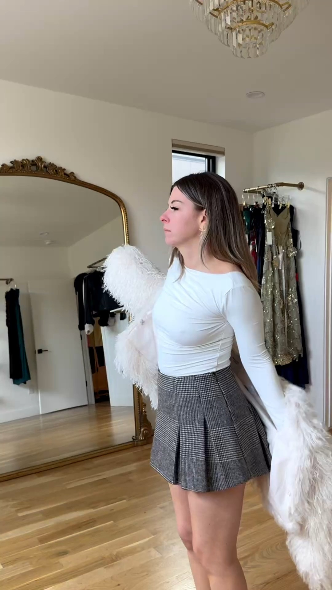 Content filming day plaid pleated skort styled for winter occasions 

Electric picks code: emerson20
Revolve code: tulip

Wearing my usual smalls/2

Winter outfits 
Pleated skort
Sweaters
Fur coats
Leather jacket
Date night
Winter party


#LTKSeasonal #LTKgrwm #LTKFindsUnder100