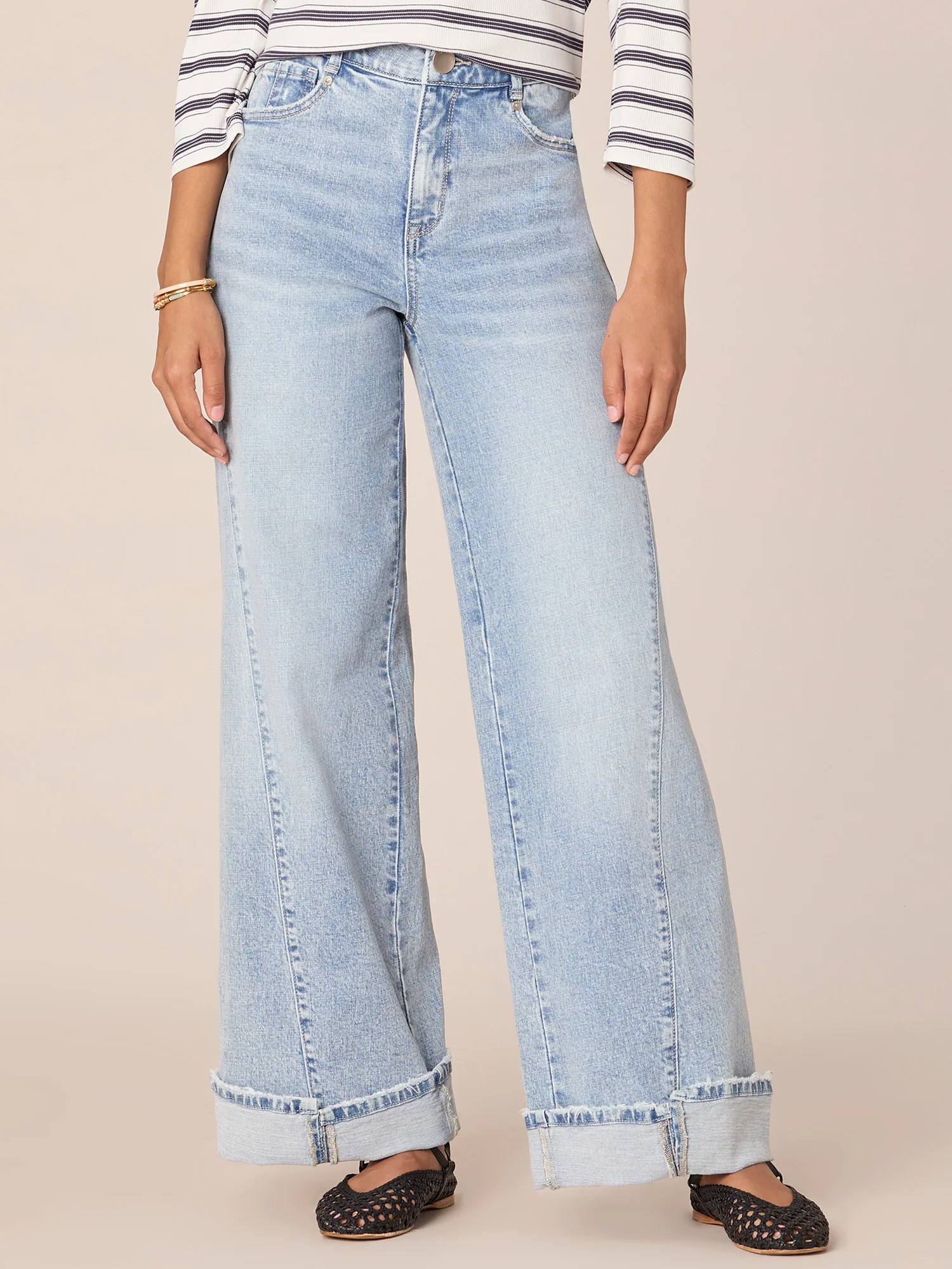 "Ab"solution Skyrise Spliced Side Step Hem Wide Leg Petite Jeans | Democracy Clothing