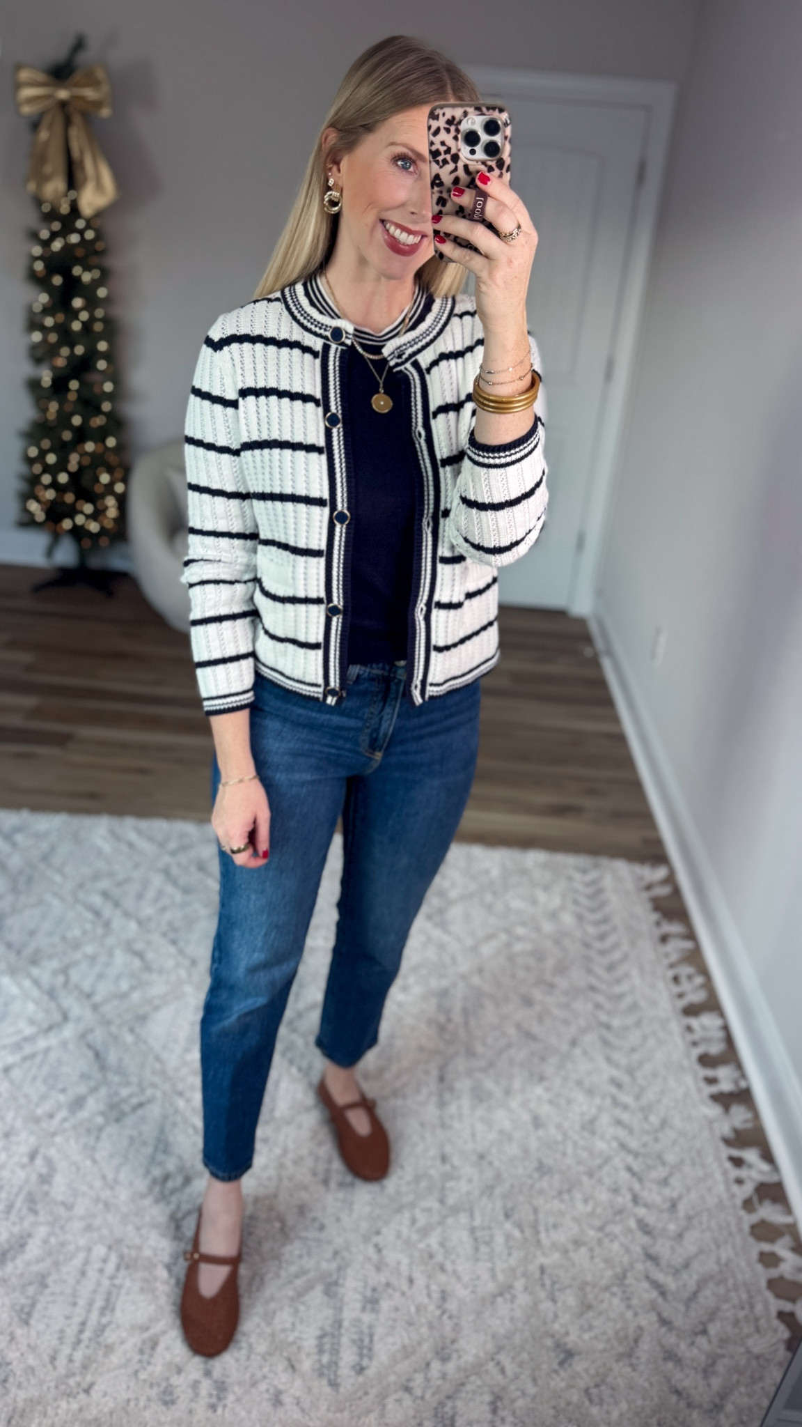 Weekend Walmart Wins try-on
Striped cardigan- small
Striped trim tee- small 

#LTKFindsUnder50 #LTKootd