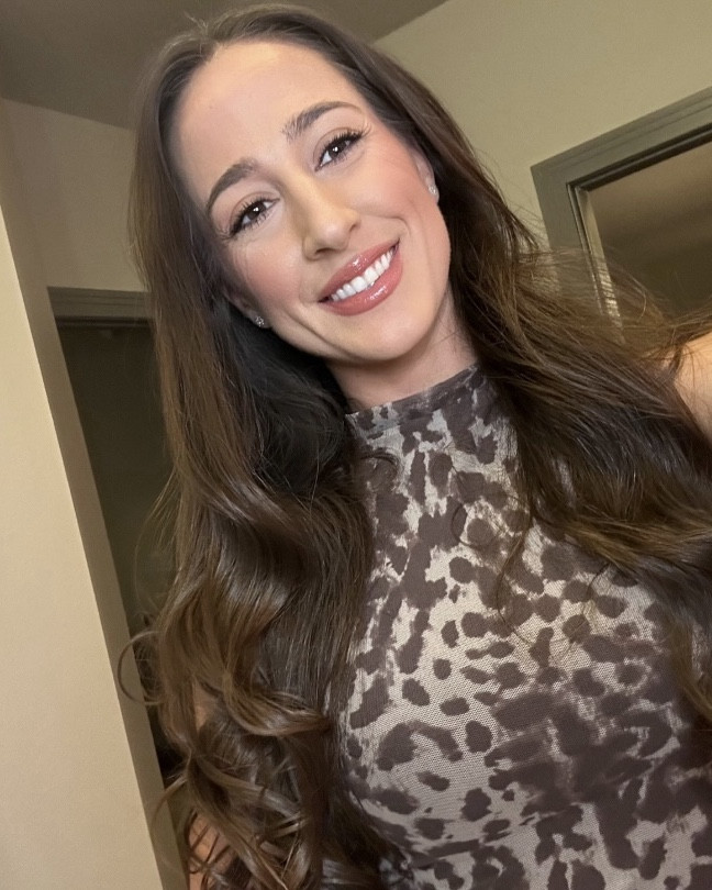 Cheetah print dress that’s long 

#LTKTall #LTKParties #LTKStyleTip