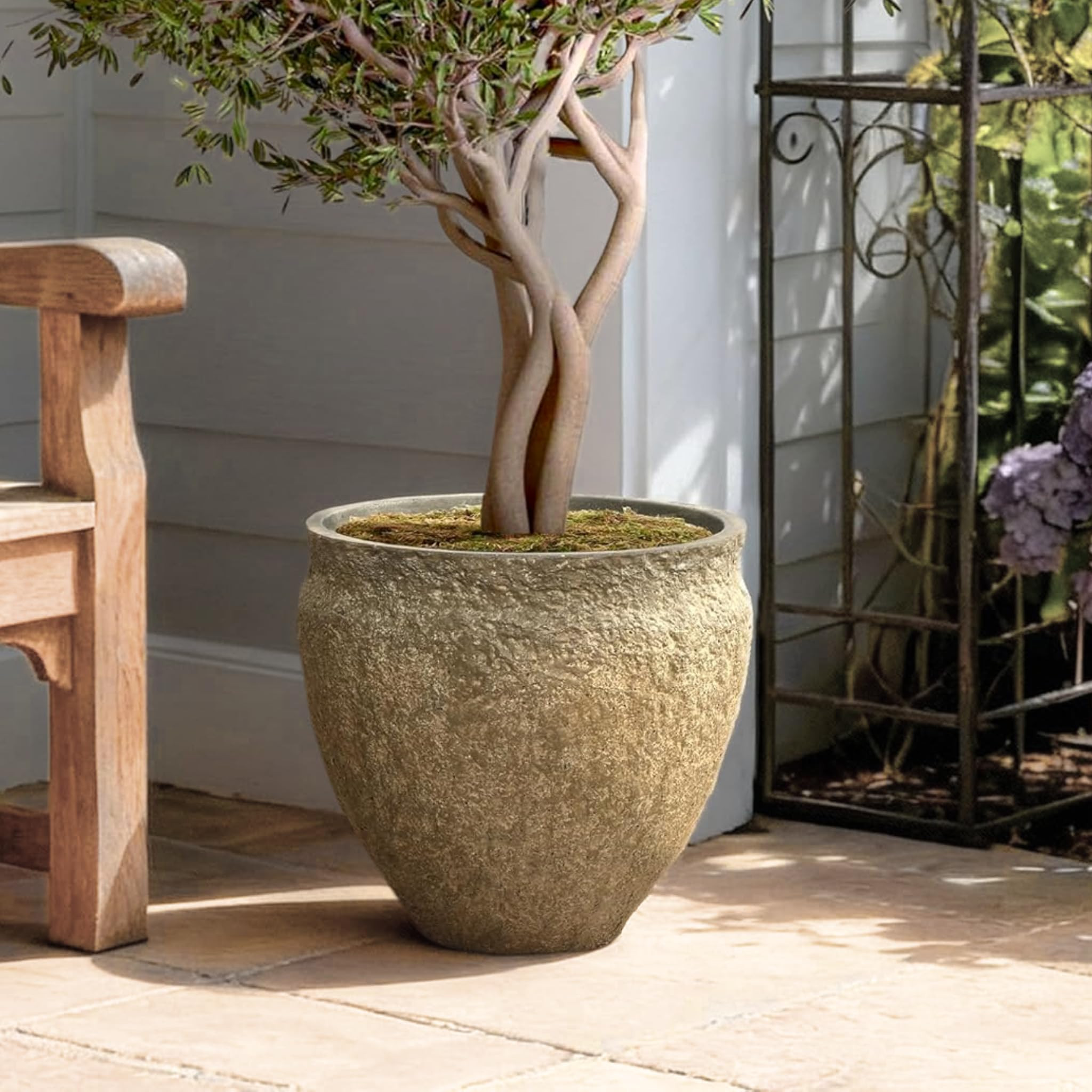 LuxenHome 16.5" Dia Concrete Large Round Planter Pot, Rustic Textured Garden Flower Pot with Drai... | Amazon (US)