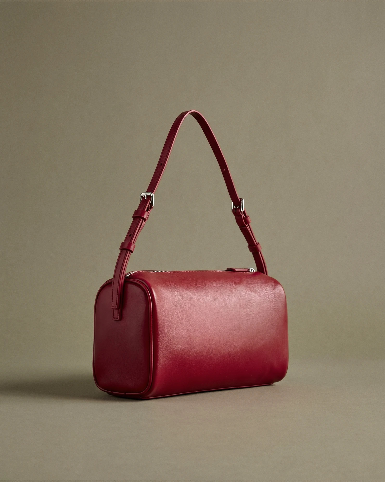 Quince | Women's Rio Mini Shoulder Bag in Black, Italian Leather | Quince