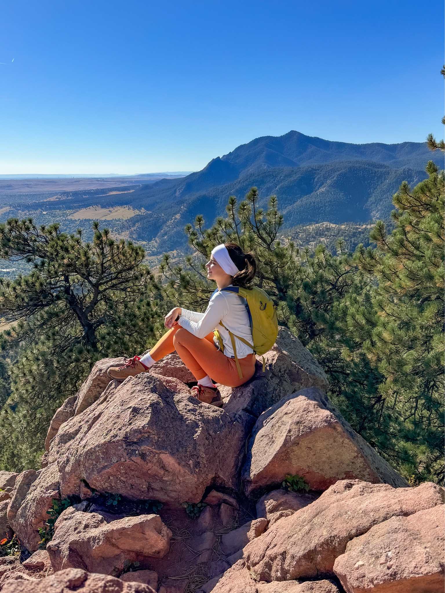 This 6L Gregory backpack is the perfect size for fast, short hikes! 