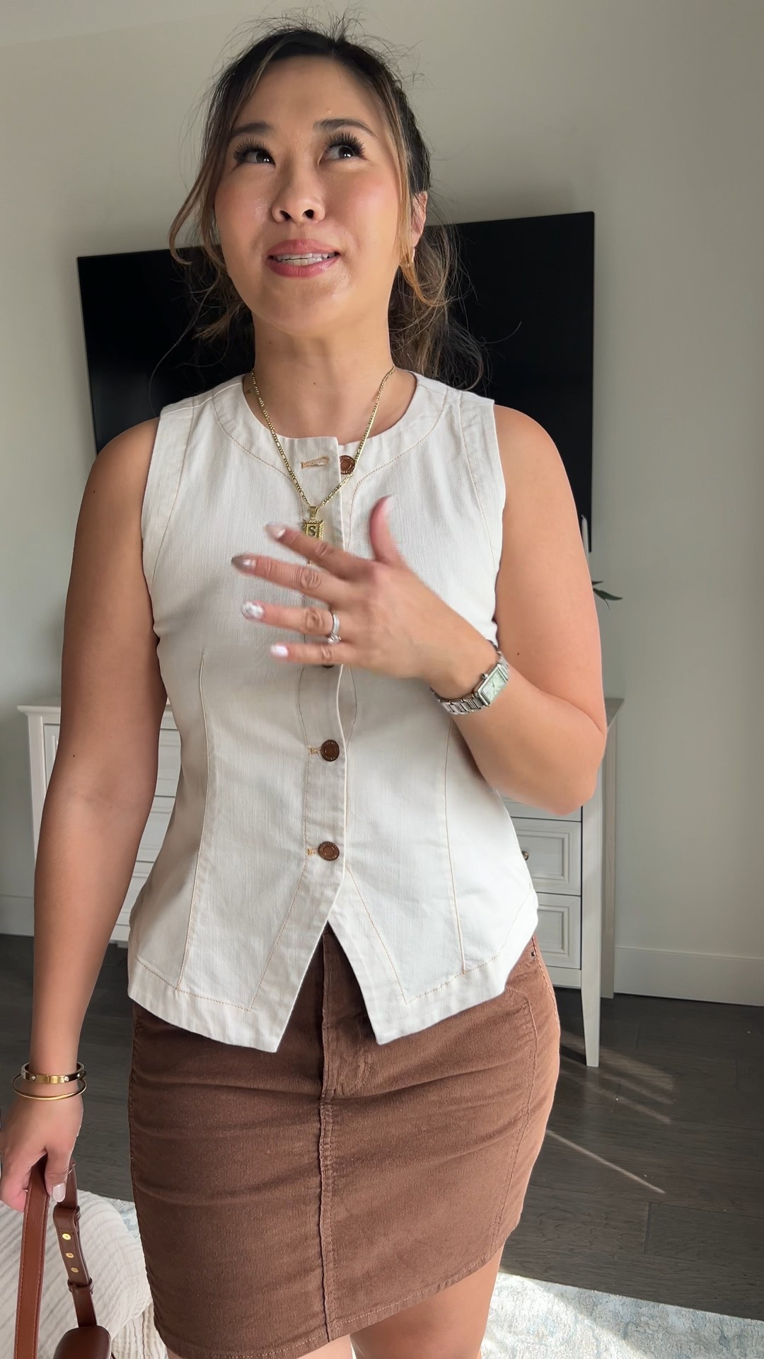 #WalmartPartner @walmartfashion #WalmartFashion
Vest: Medium
Corduroy Skirt: 8