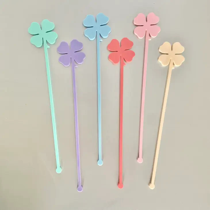 Pastel Shamrock Stir Sticks | Ellie and Piper