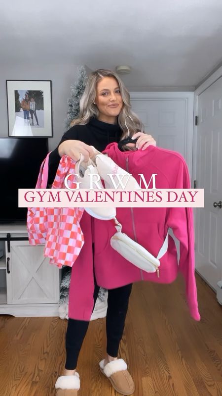 Get ready with me for the gym on Valentine’s Day 💗

#LTKfit #LTKitbag #LTKstyletip