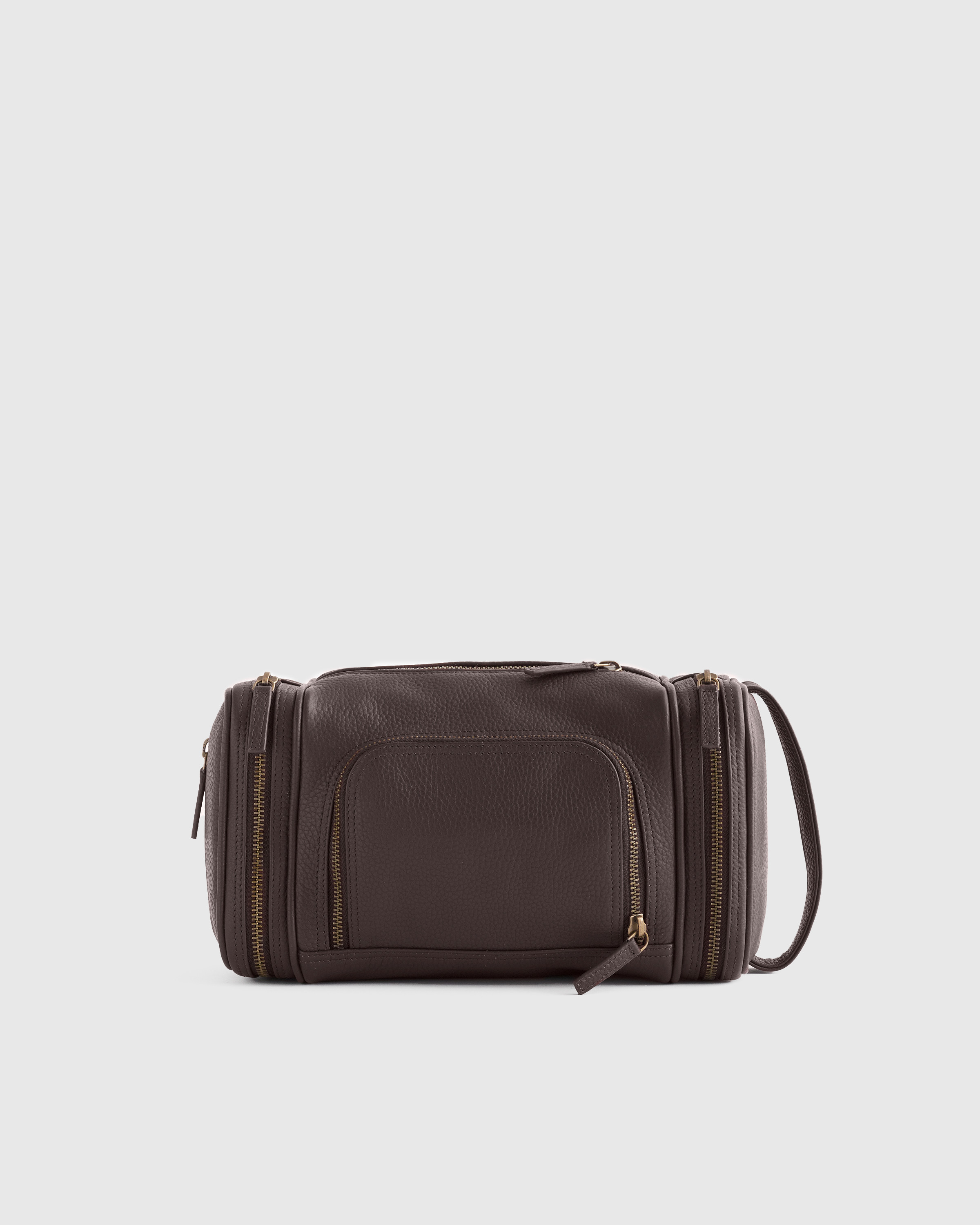 Quince | Men's Nappa Leather Toiletry Bag in Dark Brown | Quince