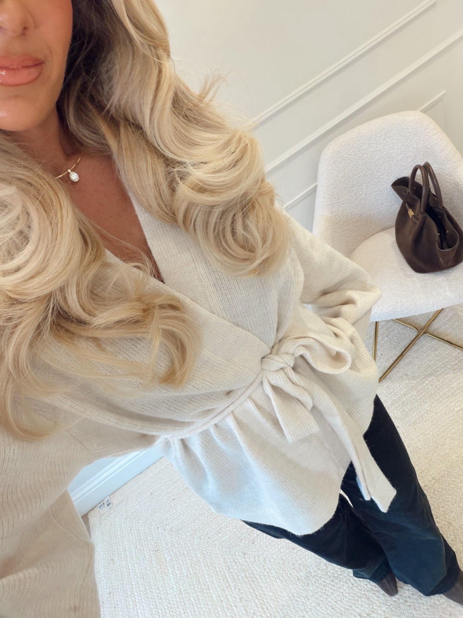 How gorg is this cardigan 😍

Knitwear, autumn outfit, cosy outfit, wide leg jeans, denim, chocolate brown

#LTKuk #LTKautumn #LTKstyletip