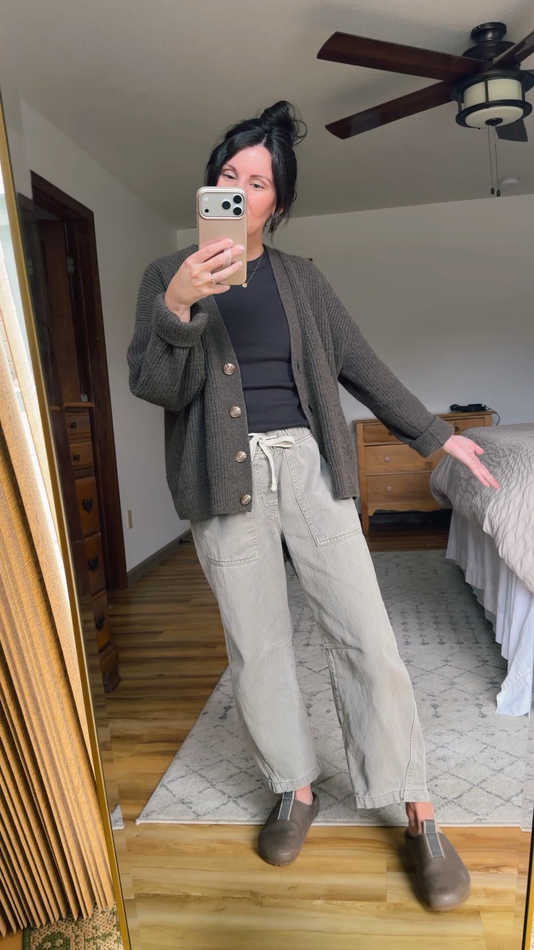 Small in my tank, xs in my cashmere cardigan, xs petite/short in my pants (frosty morning color) and 6 in my clogs!



#LTKgrwm #LTKPetite #LTKootd