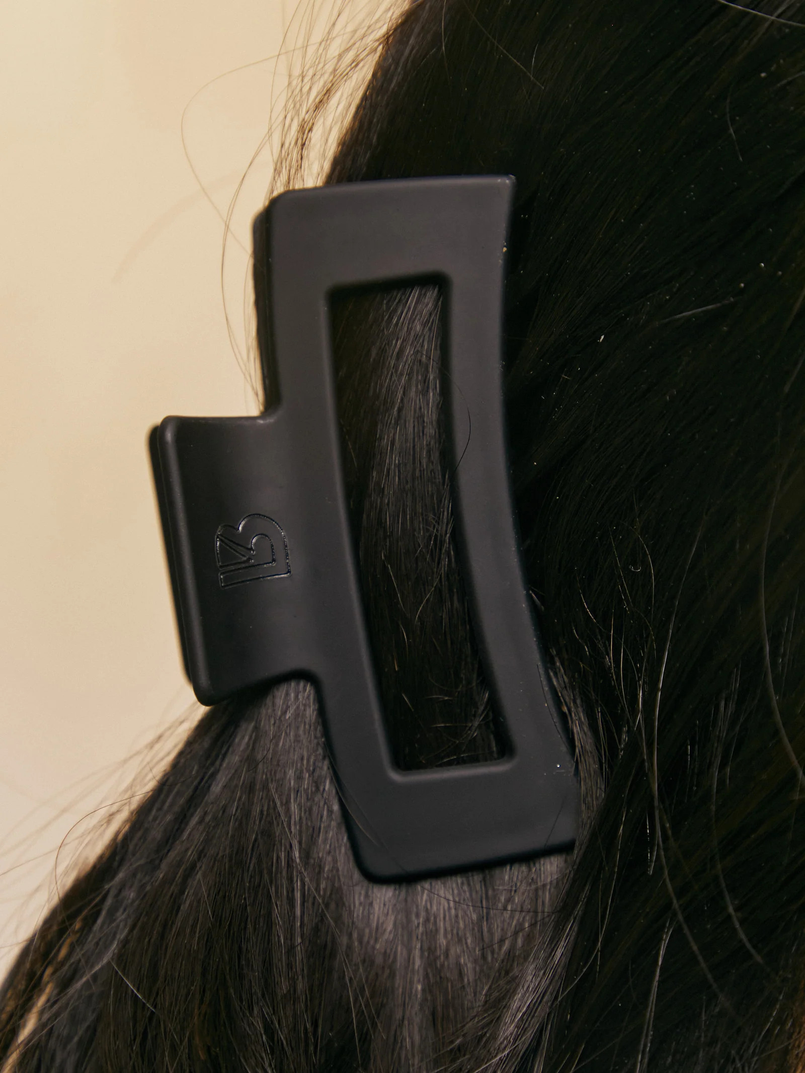 Hair Claw - Black | Buffbunny Collection