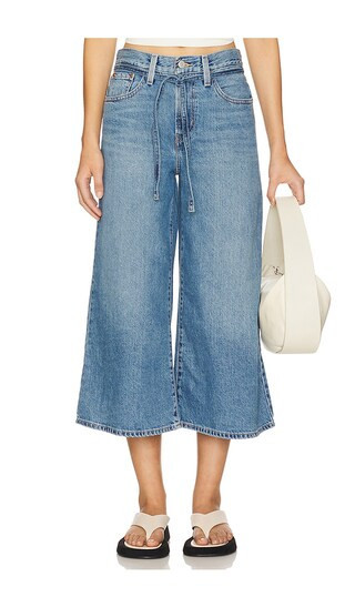 LEVI'S XL Culotte Jeans in Blue. - size 25 | Revolve Clothing (Global)
